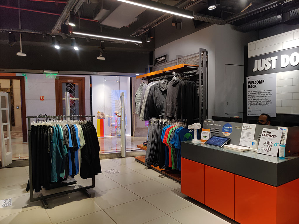 nike outlet promenade